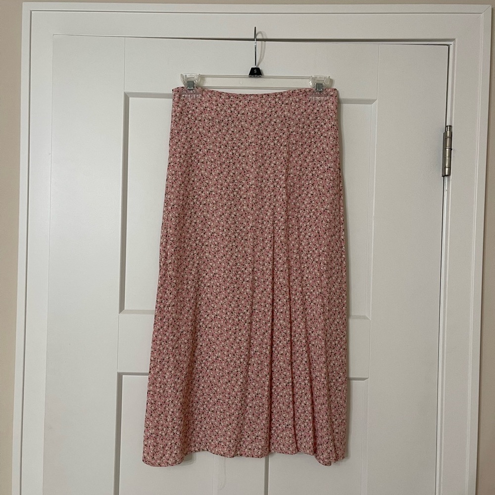 Brandy Melville Midi skirt